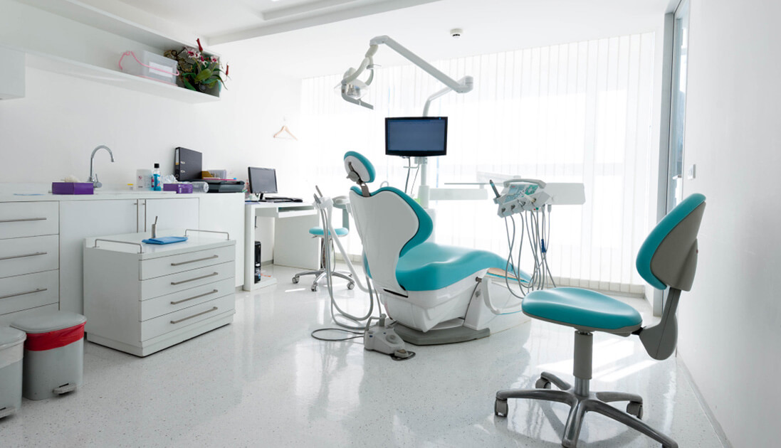 Top 10 Dental Clinic in Vadapalani, chennai